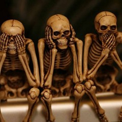 ☠