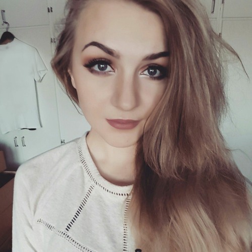 Melissa May’s avatar