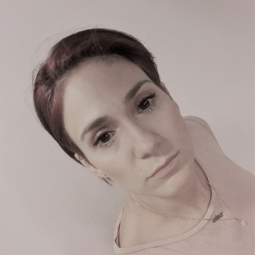 Ioana Catalina’s avatar