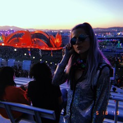 morgan_couch