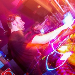 DJ BassSurfer