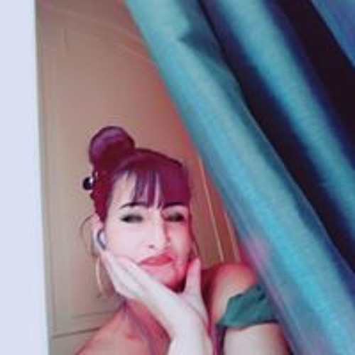 Mia Byrnes’s avatar