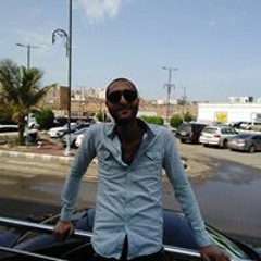 عمرو العشري
