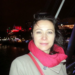 Anna Hurl