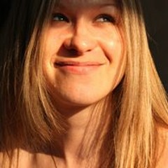 Olesya Syromyatnikova