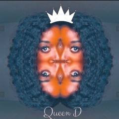 Queen Dee