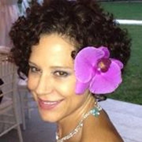 Linda Hernandez’s avatar