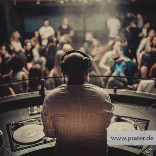 Ester Dean Ft. Chris Brown- Big Things (Who Dat Mix)