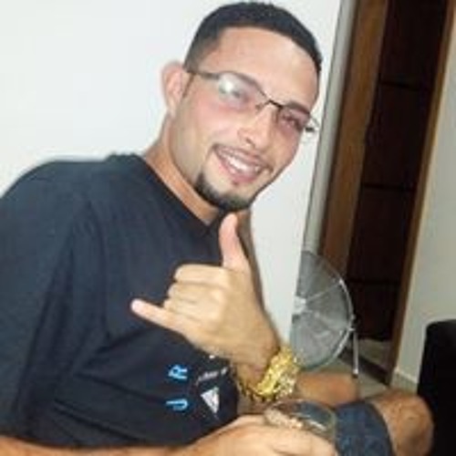 Ryan Júlio’s avatar