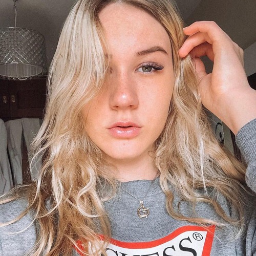 Emilia Myllari’s avatar