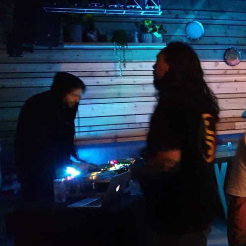 live, freestyle.. pref + jb