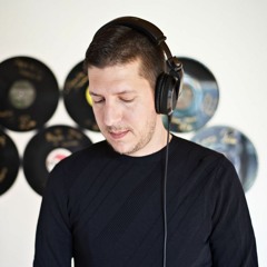 C.R.Y aka Dj Deegrees