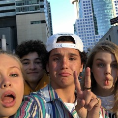 ✰ ᶜᵃʳᵗᵒⁿ ᵘʰ ᵐⁱˡᵏ ✰