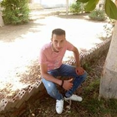 مصطفي