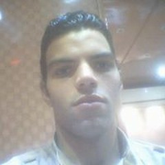 مومن مجدي