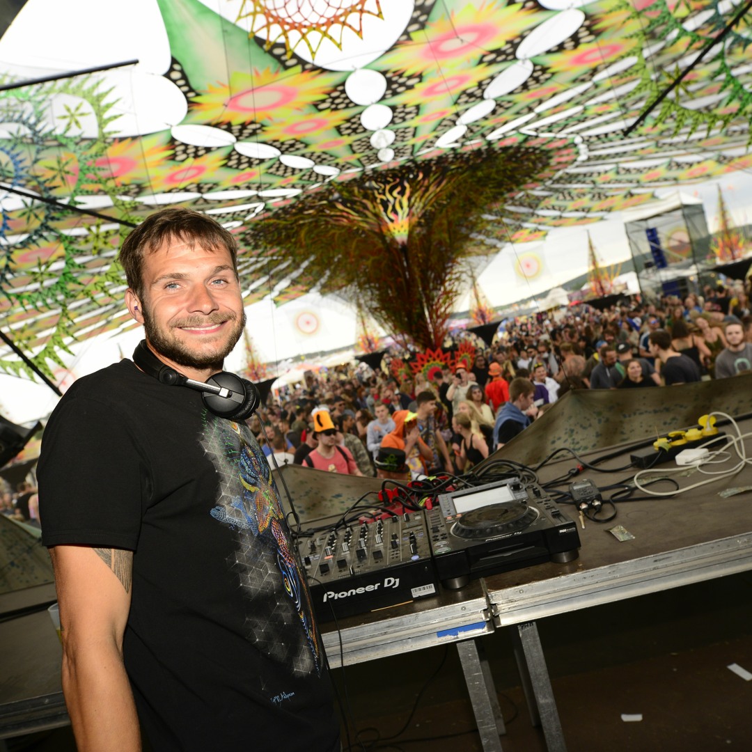 DJ Woos (Protoned Music)’s avatar