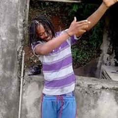 Tony Genna UpTôp Böşş