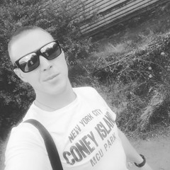 Александр Макалов