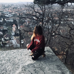 Csenge Kollár