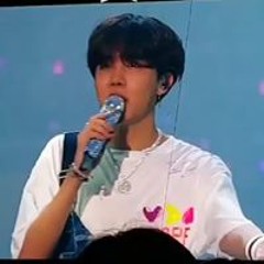 Armymom Bts
