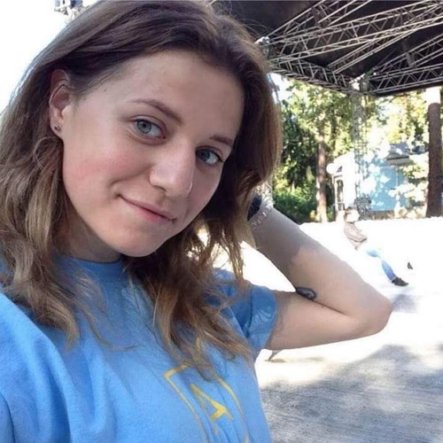 Lucy Ivanova’s avatar