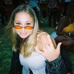 chloemiddy