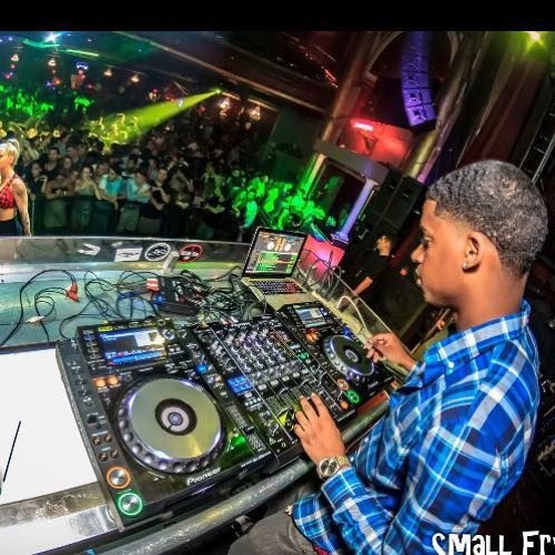 stream-latin-hip-hop-by-dj-so-wavey-listen-online-for-free-on