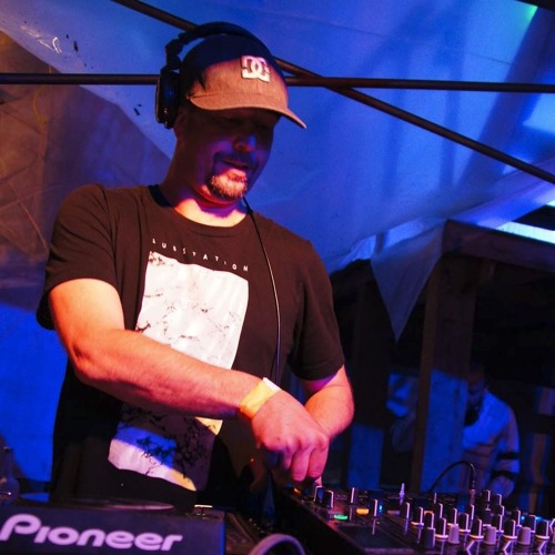 Live at Humpday Houseparty  09.30.20