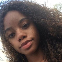 Adryane Leão