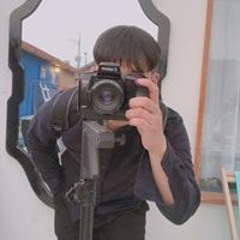 김동건