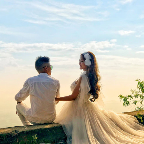 Hữu Thuyết — artist photo