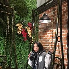 Vyvy Yến