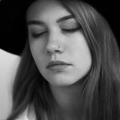Izabel Nesheva