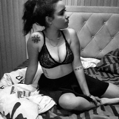 Naomi ॐ