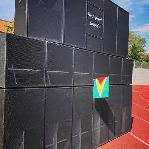 Risingrock Sound System — artist photo