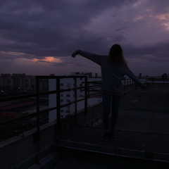 ups_ moon