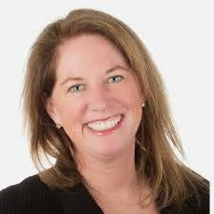 Carlyn Kelly | Brand Strategist