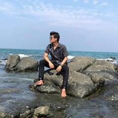 Rossi Naing