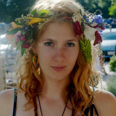 Stacey Svetlichnaya