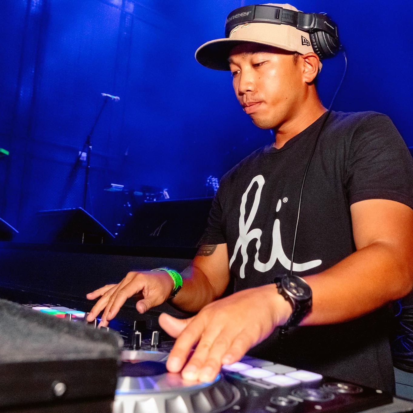 DJ J-STYLEZ