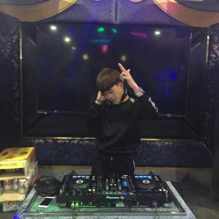 Tủnn Muzik