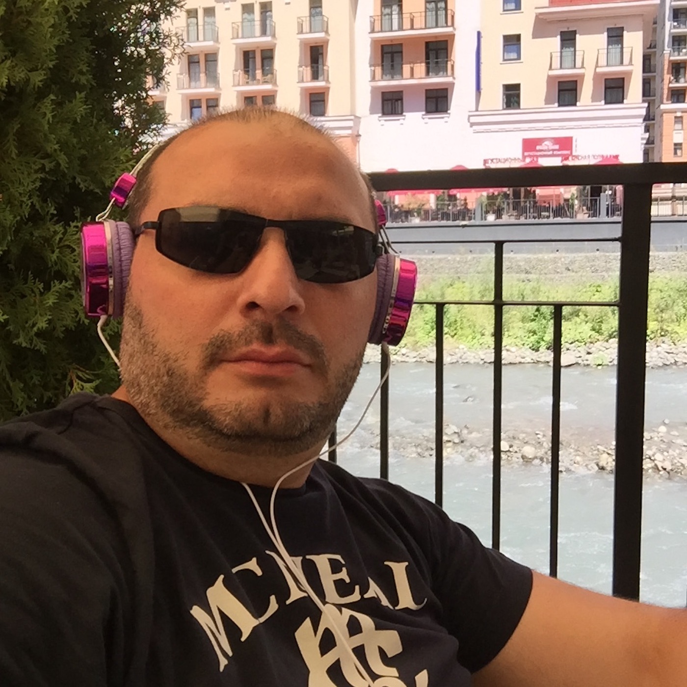 RuslanKhatit cover art