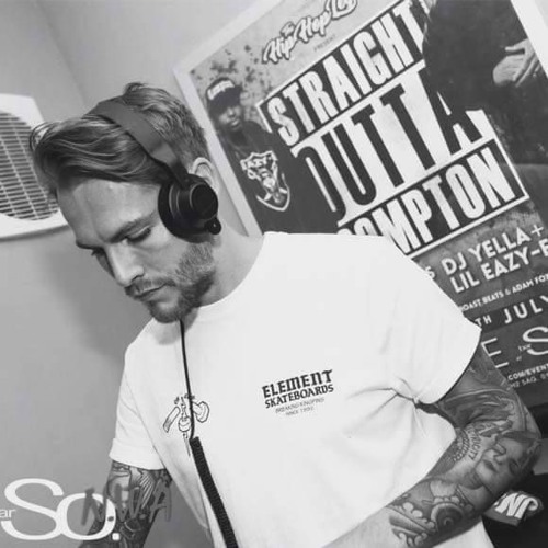 Bus Da Move - FlymoSale DJ's