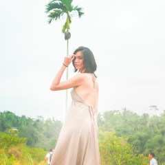 Joanne C, Intuitive Flow Pianist