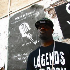 MIKE STEEZO