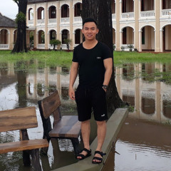 Lee Hiển