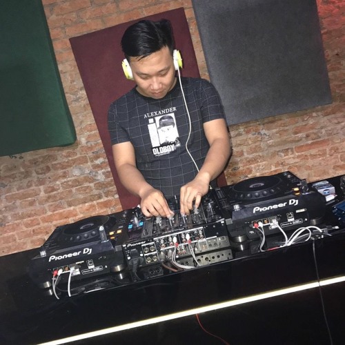 DJ Đô La’s avatar
