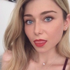 Sasha 🌺