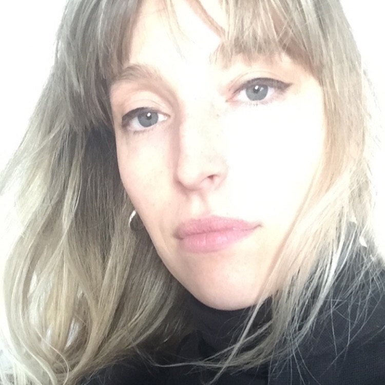 Carmen Villain