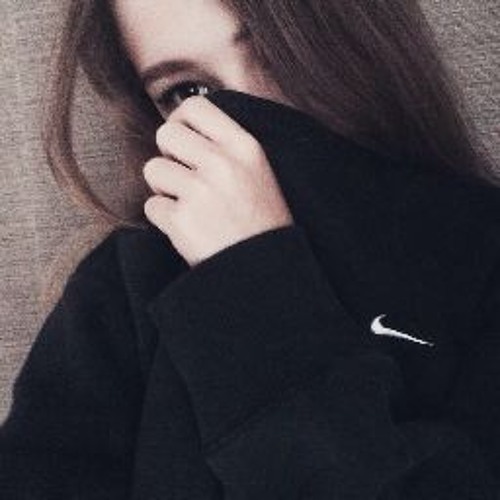 Nike hoodie girl tumblr hot sale